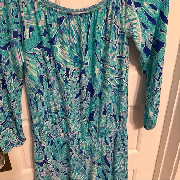 Lilly Pulitzer med one piece long sleeve top and shorts romper - Picture 7 of 8